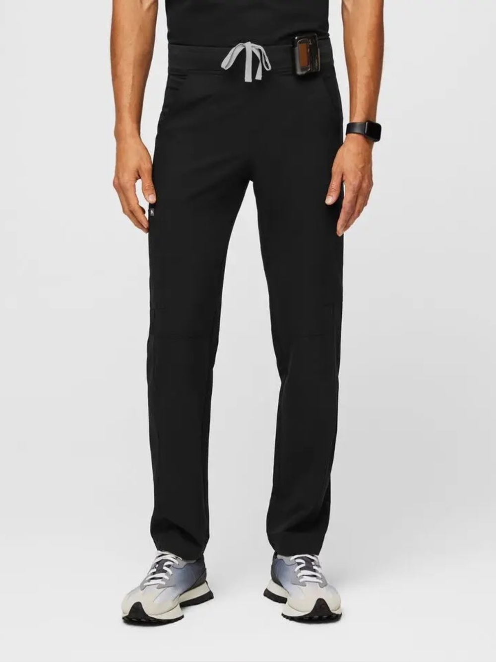 FIGS Men’s Axim Straight-Leg Scrub Trouser
